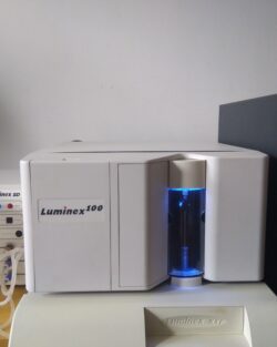 Luminex 100 Immunoassay Analyzer