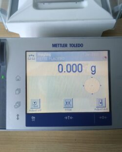 Mettler Toledo XP204 Analytical Scale Balance 220 g 0.1 mg