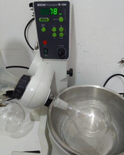 Buchi Rotavapor Evaporator Vacuum Controller R-134 with B-481 Water Bath and Glassware