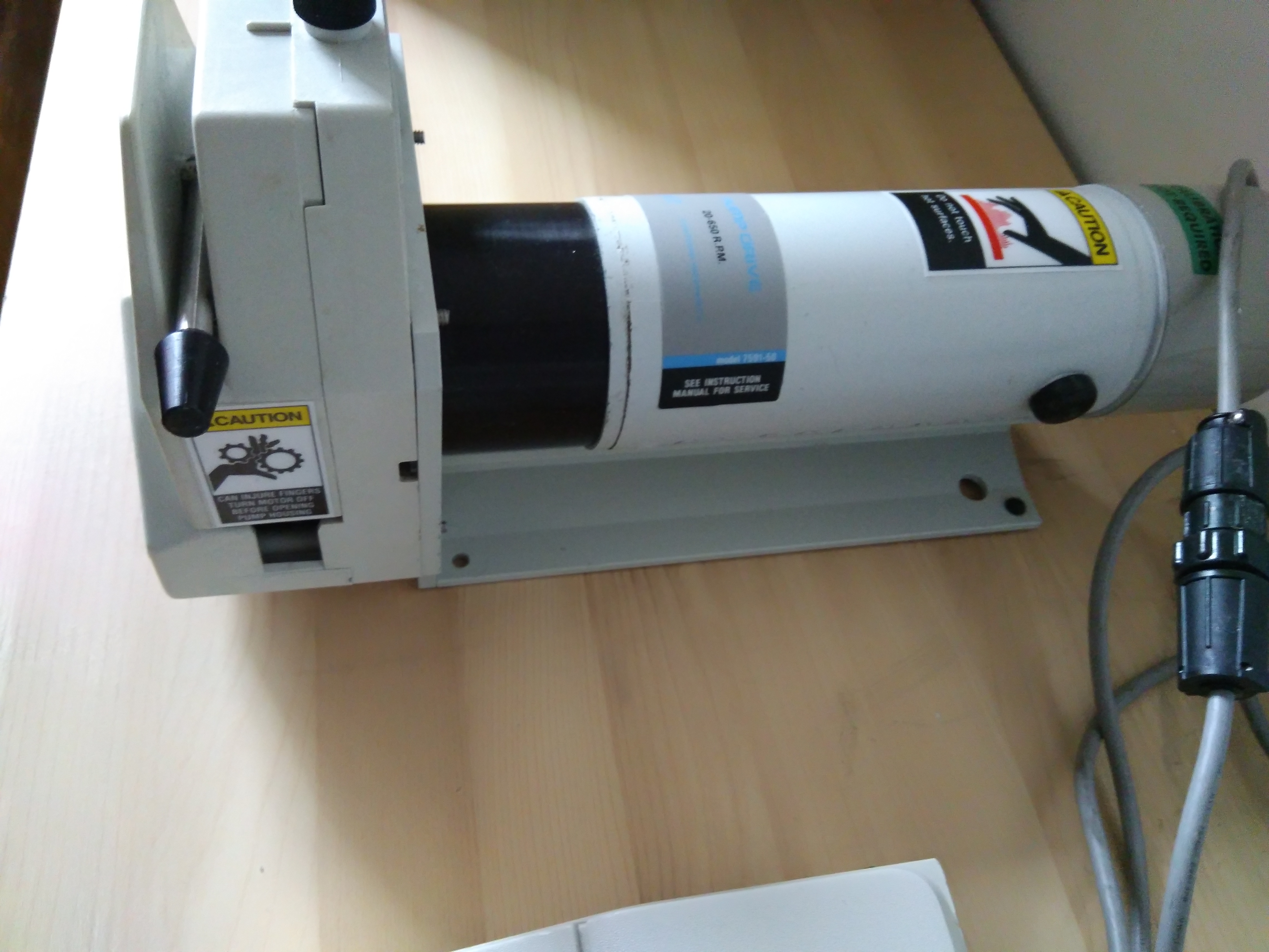 Cole Parmer Masterflex Peristaltic Pump InnovTrendLab cole-parmer-masterflex-peristaltic-pump-innovtrendlab