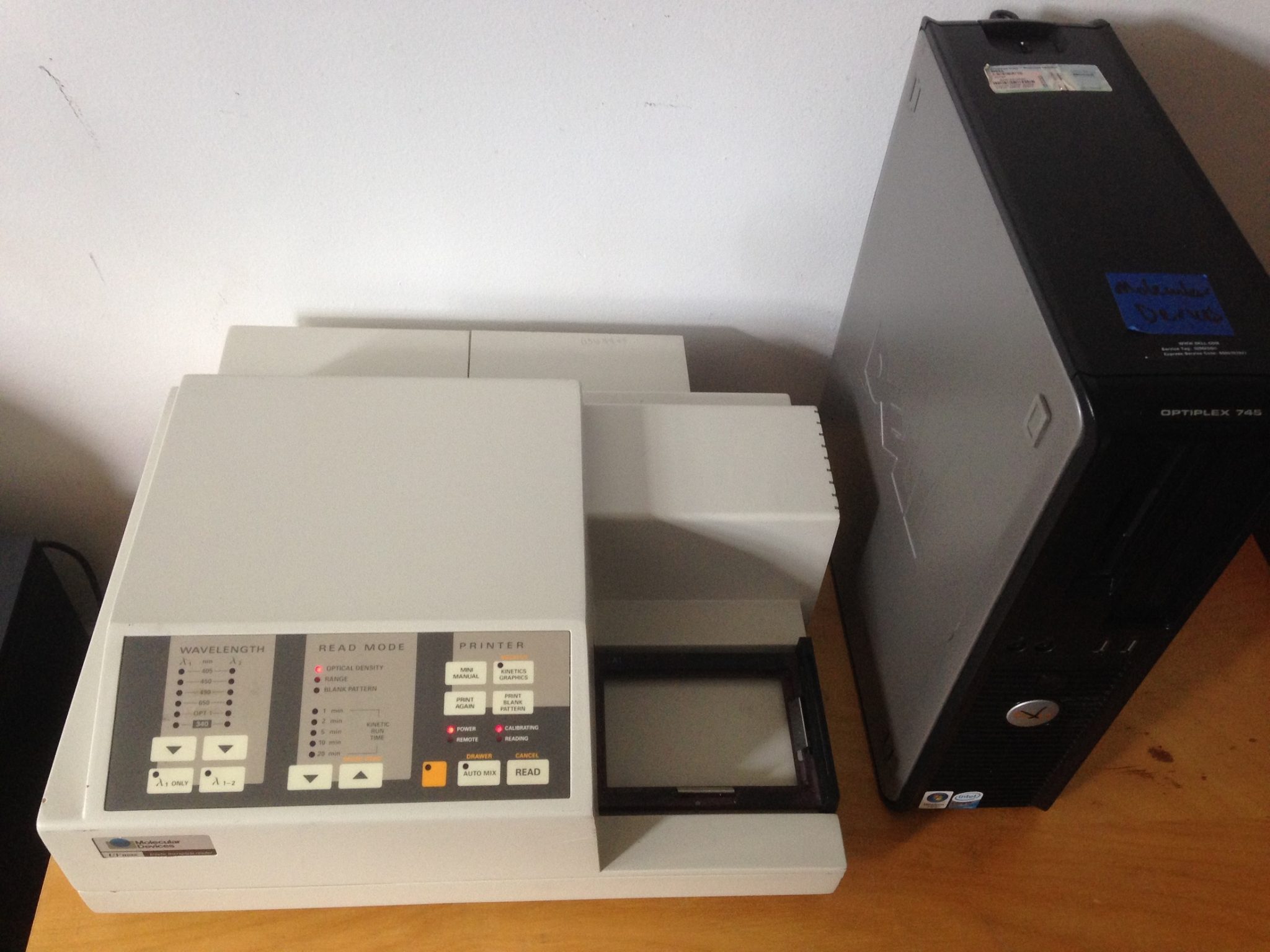 Molecular Devices UVmax Kinetic Microplate Reader with SoftMax Pro 4.7. ...