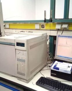 Agilent 6890N GC with FID and 7683 Autosampler