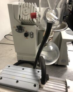 Heidolph Laborota 4001 Efficient Evaporator Including Heidolph Vacuum Pump, VWR 1167P Recirculating Chiller and Glassware